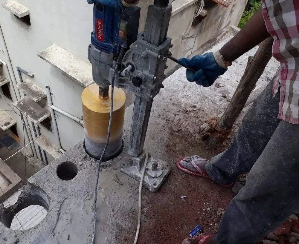 Core Cutting Hole